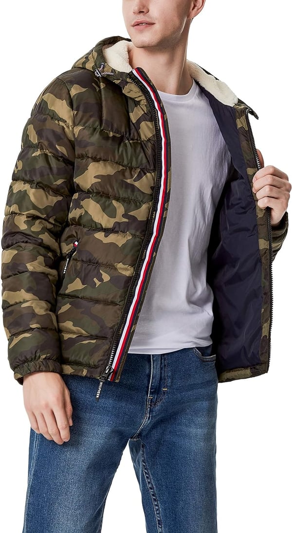 Tommy Hilfiger Mens Midweight Sherpa Lined Hooded Water Resistant Puffer JacketCamouflage