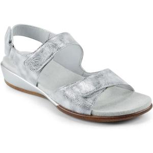 imageEasy Spirit Womens Hartwell Flat SandalSilver