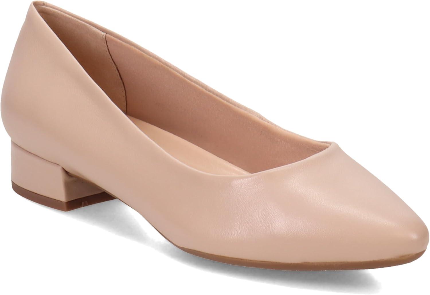 imageEasy Spirit Womens Caldise PumpLatte 101