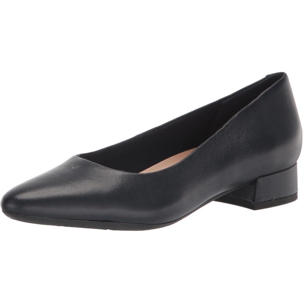 imageEasy Spirit Womens Caldise PumpNavy Leather