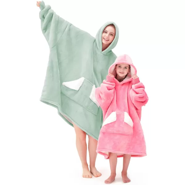 Touchat Wearable Blanket Hoodie Oversized Sherpa Blanket Sweatshirt with Hood Pocket and Sleeves Gifts Hooded Blanket for Adult Women Men BlackGreen