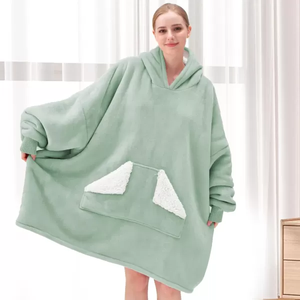 Touchat Wearable Blanket Hoodie Oversized Sherpa Blanket Sweatshirt with Hood Pocket and Sleeves Gifts Hooded Blanket for Adult Women Men BlackGreen