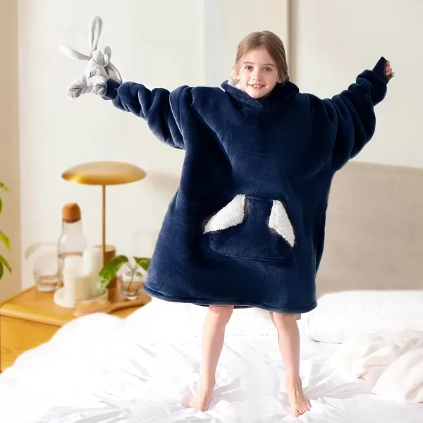 Touchat Wearable Blanket Hoodie Oversized Sherpa Blanket Sweatshirt with Hood Pocket and Sleeves Super Soft Warm Plush Hooded Blanket for Kids One Size Fits All Light GreenNavyblue02