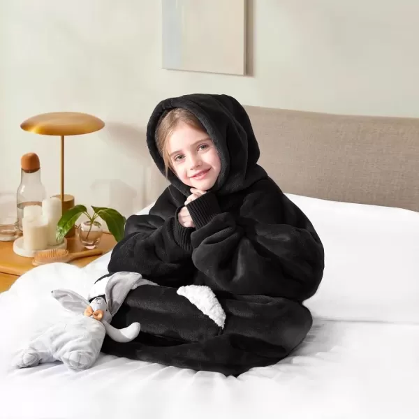 Touchat Wearable Blanket Hoodie Oversized Sherpa Blanket Sweatshirt with Hood Pocket and Sleeves Super Soft Warm Plush Hooded Blanket for Kids One Size Fits All Light GreenBlack