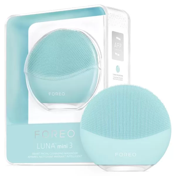 FOREO Luna Mini 3  Premium Facial Cleansing BrushMint