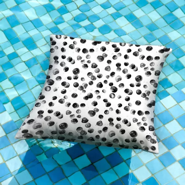 DFXSZ Outdoor Pillow Covers 20x20 Inch Set of 2 Black Polka Dot Decor Waterproof Throw Pillow Covers Farmhouse Outdoor Waterproof Pillow Covers Decor for Patio Funiture Garden Sofa CouchBlack