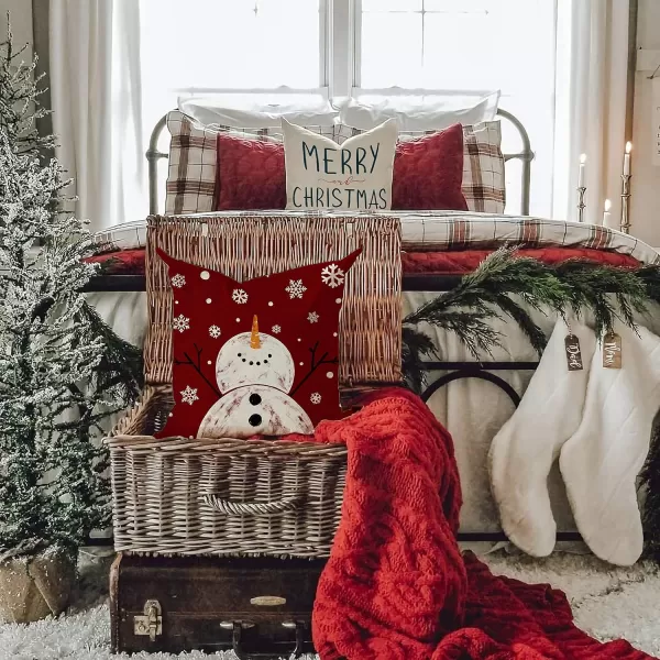 DFXSZ Red Christmas Pillow Covers 18x18 Set of 4 for Christmas Decorations Merry Christmas Tree Believe Snowflake Winter Holiday Decor Throw Cushion Case for Home CouchRed