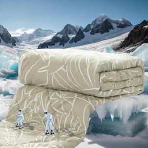 imageZonLi Cooling Blanket for Hot Sleepers 50quotx70quot QMax 05 Lightweight Cool Touch Breathable Summer Blanket for Night Sweats AllSeason Cold Blankets Mist GrayTropical Green