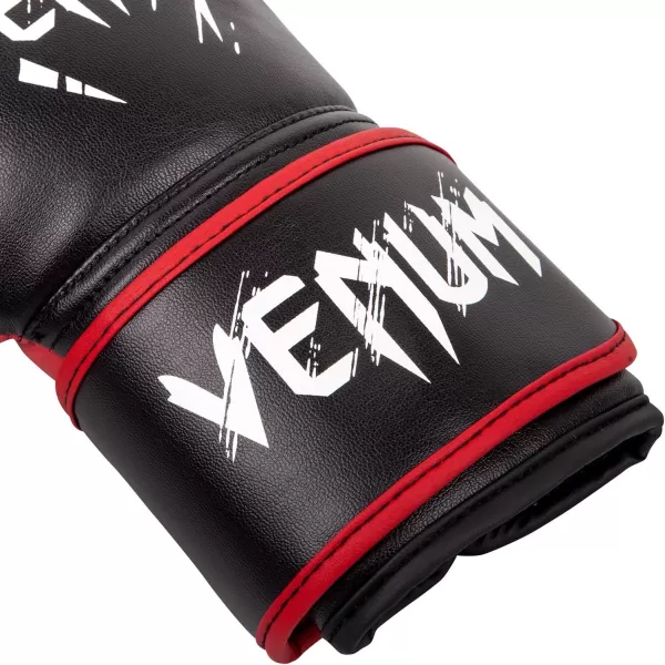 imageVenum Contender Kids Boxing Gloves4Ounce