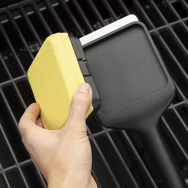 imageCuisinart CCB1000 Grill Renew Steam Cleaner Brush Safe and Effective Barbecue Cleaning Brush Replaceable Head Aramid Fiber FabricRenew Steam Cleaner Grill Cleaning Brush