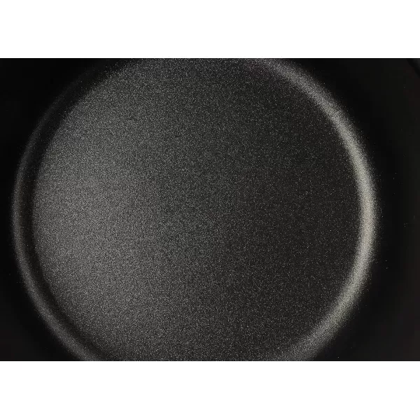 imageCuisinart Chefs Classic Nonstick HardAnodized 15Quart Saucepan with Lid BlackCook and Pour Saucepan wCover