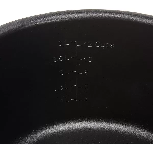 imageCuisinart Chefs Classic Nonstick HardAnodized 15Quart Saucepan with Lid BlackSaucepan wCover