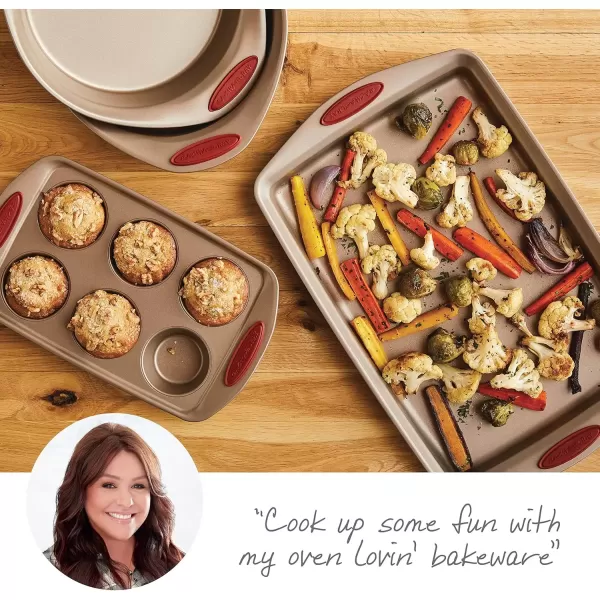 imageRachael Ray Cucina Bakeware Set Includes Nonstick Bread Baking Cookie Sheet and Cake Pans 5 Piece Latte Brown with Agave Blue GripsLatte Brown with Cranberry Red Grips