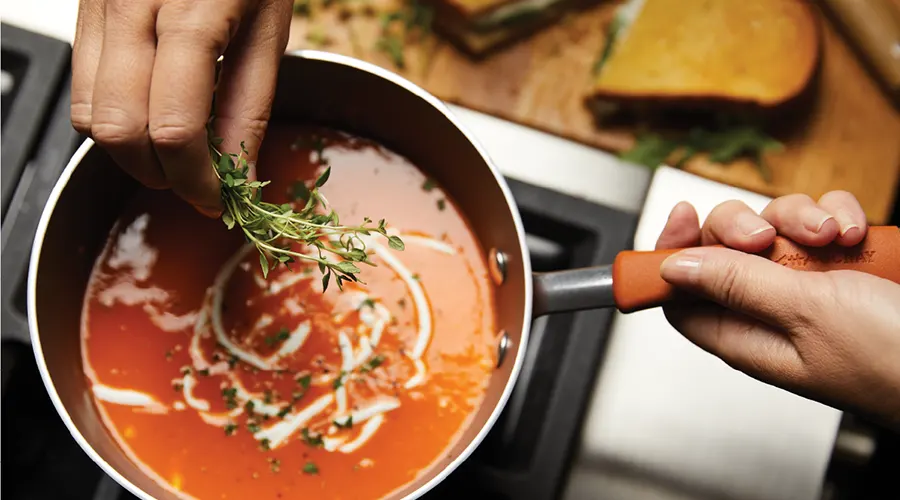 Saucepans & Saucepots