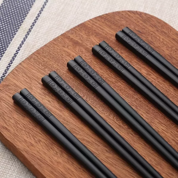 imageHiware 10Pair Reusable Fiberglass Chopsticks NonSlip Chop Sticks Set Japanese Style Dishwasher Safe 95InchBlack