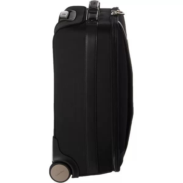 Calvin Klein Cortlandt 20 21 Expandable Spinner Black One SizeCalvin Klein Cortlandt 20 21 Expandable Spinner Black One Size