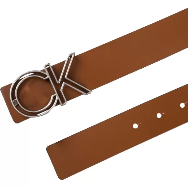 Calvin Klein Mens Casual Statement Plaque Buckle Belt with Logo TreatmentTan Plaque