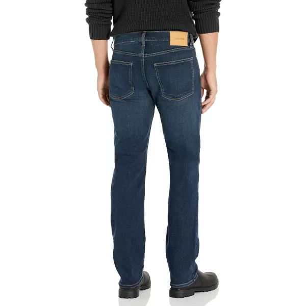 Calvin Klein Mens Straight High Stretch JeansAvedon Dark