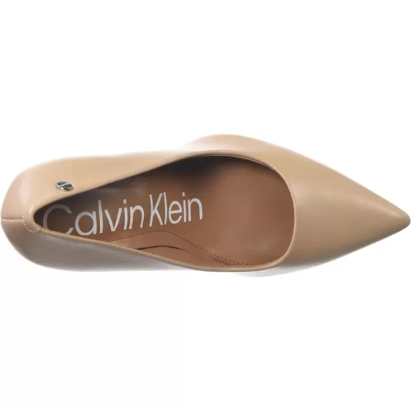 Calvin Klein Womens Brady PumpDesert Sand Leather