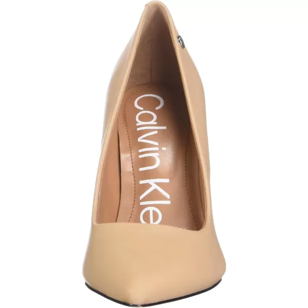 Calvin Klein Womens Brady PumpDesert Sand Leather
