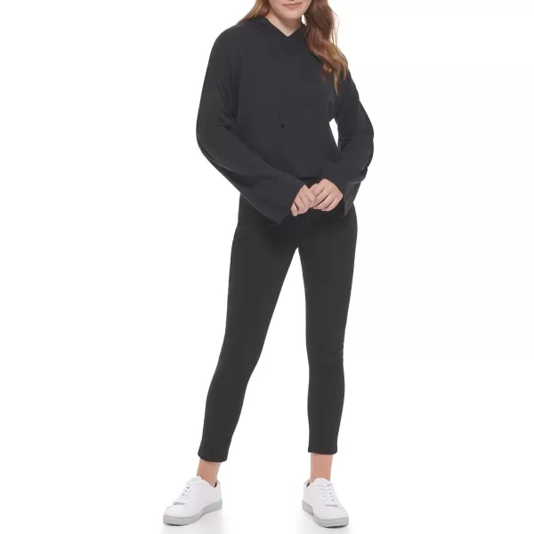 Calvin Klein Womens Chain Stitch VNeck SweaterBlack
