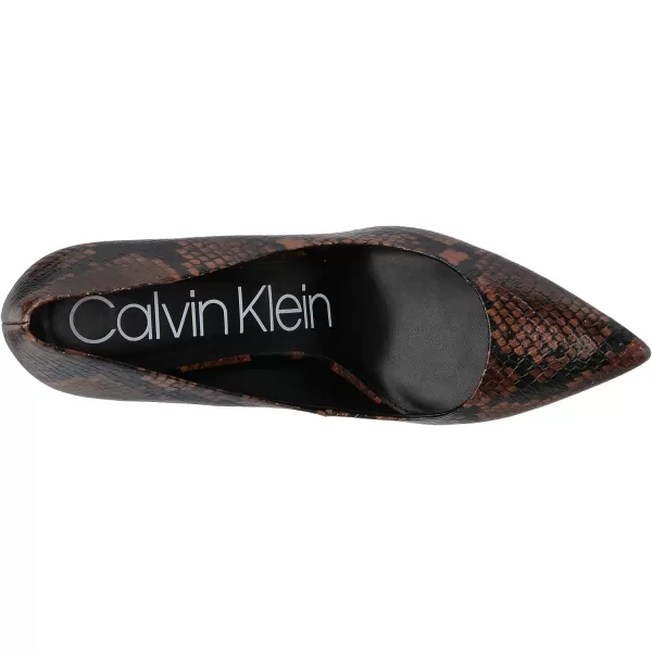 Calvin Klein Womens Gayle PumpCuoioDark Walnut