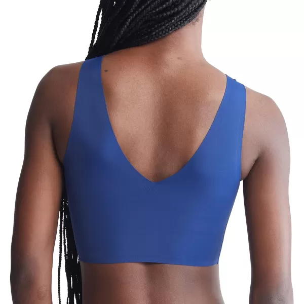 Calvin Klein Womens Invisibles Comfort Seamless Lightly Lined V Neck Bralette BraBlue Depths