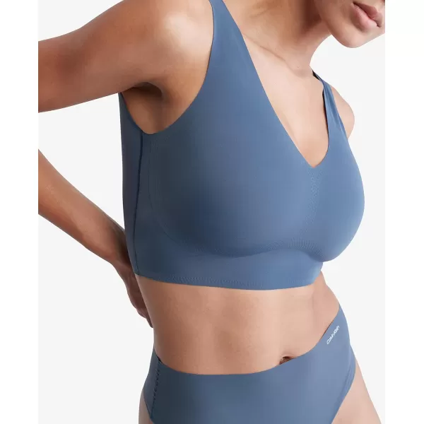 Calvin Klein Womens Invisibles Comfort Seamless Lightly Lined V Neck Bralette BraBlue Edge