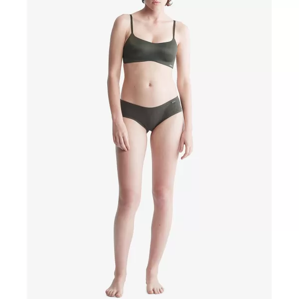 Calvin Klein Womens Liquid Touch Lightly Lined Scoop Neck BraMoney Tree