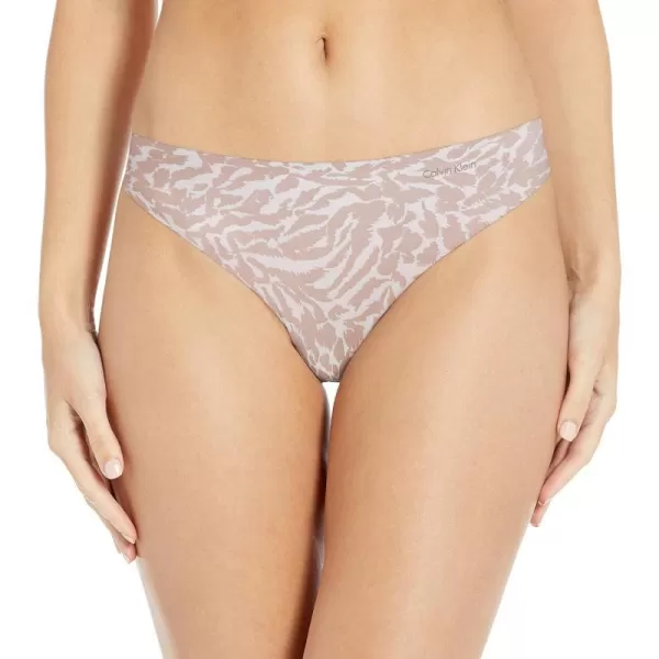 Calvin Klein Womens Invisibles Seamless Thong PantyBrushing Leopard