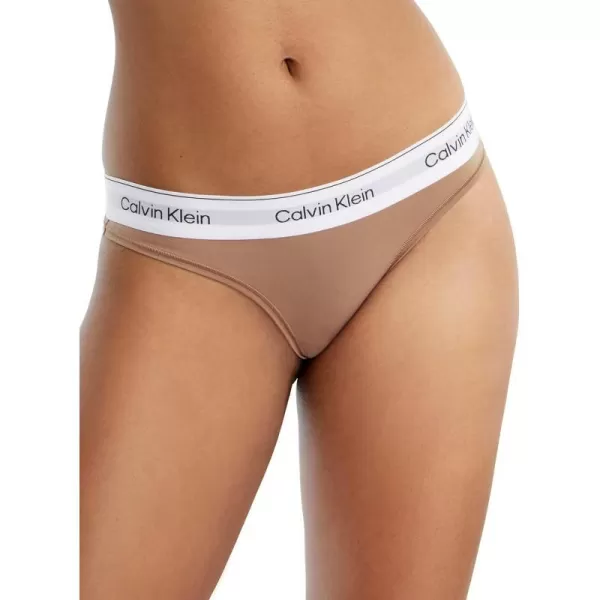 Calvin Klein Womens Modern Cotton Naturals ThongRich Taupe