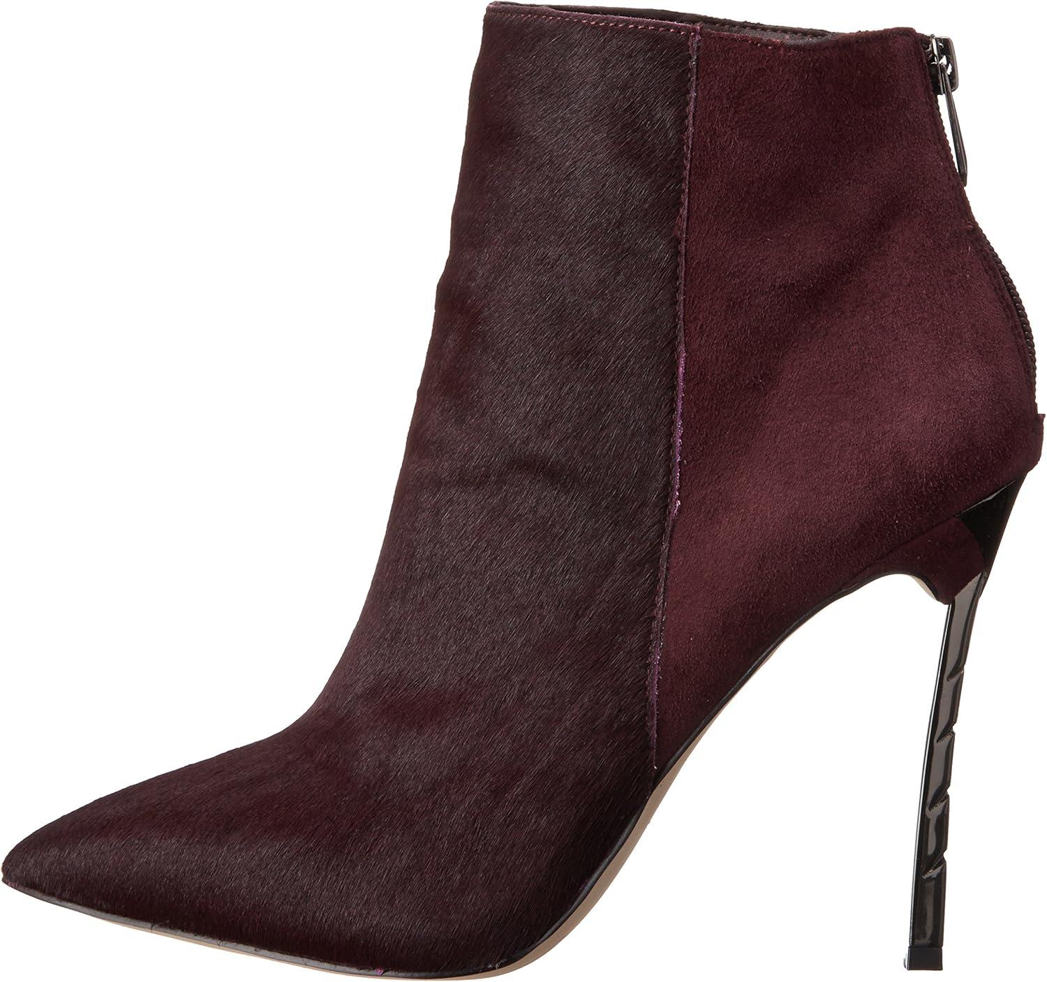 imageSam Edelman Womens Winnie BootieBurgundy