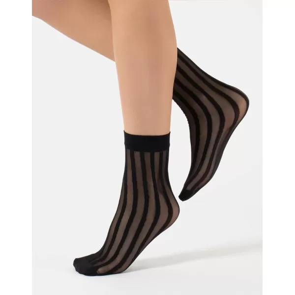 CALZITALY 3 Pairs Women Pop Socks Sheer Everyday Ankle Socks in 3 Different Designs Dots Stripes and Geometric  One Size BlackCALZITALY 3 Pairs Women Pop Socks Sheer Everyday Ankle Socks in 3 Different Designs Dots Stripes and Geometric  One Size Black