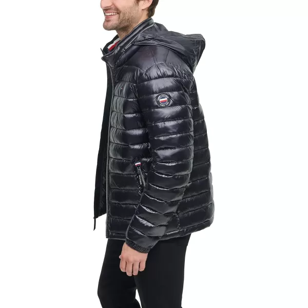 Tommy Hilfiger Mens Water Resistant Ultra Loft Down Alternative Puffer JacketBlack Wet Look