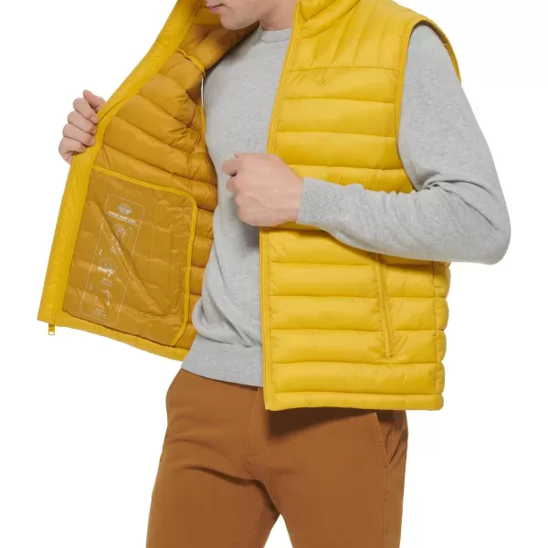 Dockers Mens The Noah Classic Ultra Loft Packable Puffer JacketLemon Vest