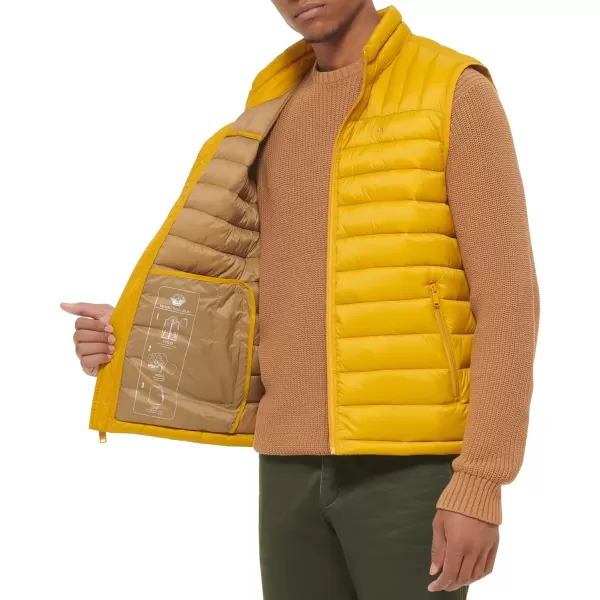 Dockers Mens The Noah Classic Ultra Loft Packable Puffer JacketYellow Vest