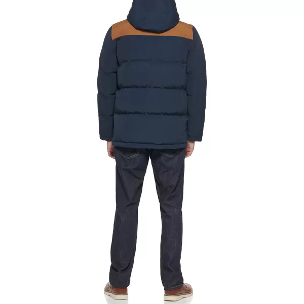 Levis Mens Arctic Cloth Quilted Performance ParkaNavy Colorblock