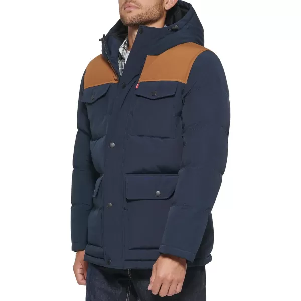 Levis Mens Arctic Cloth Quilted Performance ParkaNavy Colorblock