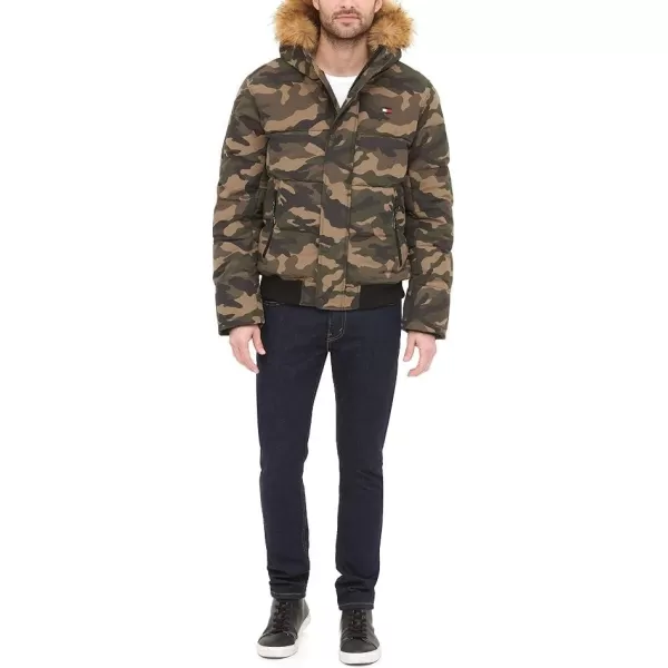 Tommy Hilfiger Mens Arctic Cloth Quilted Snorkel Bomber JacketCamouflage