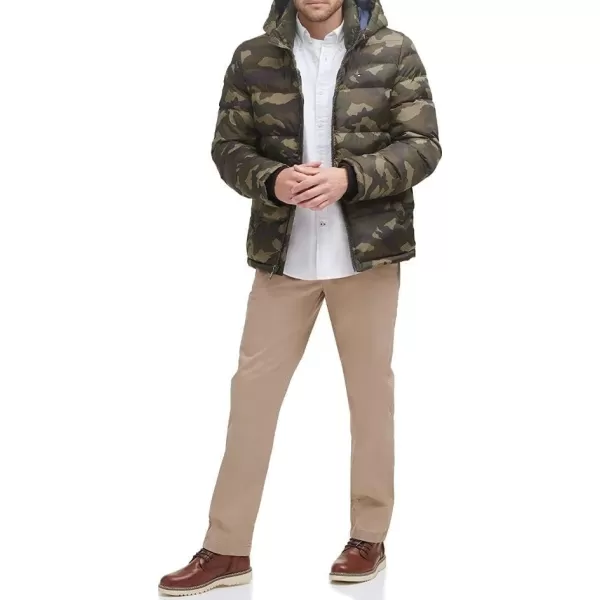 Tommy Hilfiger Mens Hooded Puffer JacketCamouflage