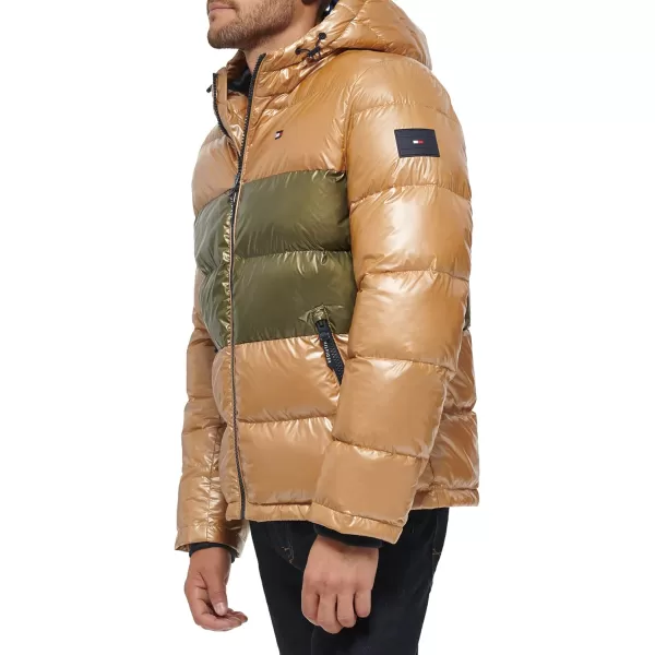 Tommy Hilfiger Mens Hooded Puffer JacketPearlized KhakiOlive