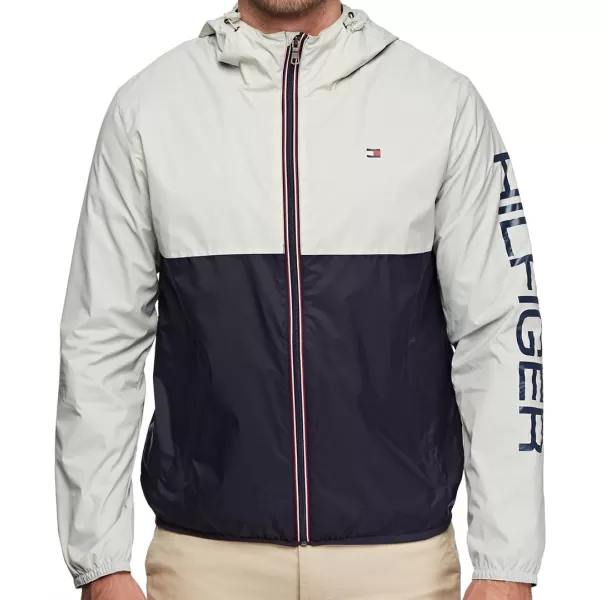 Tommy Hilfiger Mens Lightweight Active Water Resistant Hooded Rain JacketIceNavy Colorblock