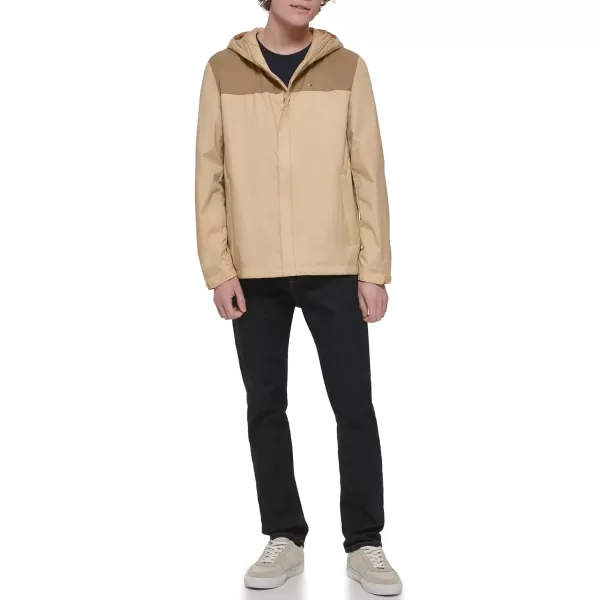 Tommy Hilfiger Mens Lightweight Breathable Waterproof Hooded JacketBrown Color Block