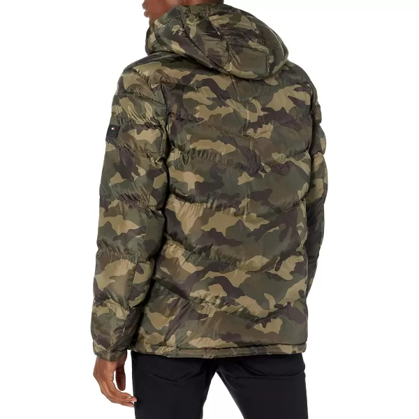 Tommy Hilfiger Mens Midweight Chevron Quilted Performance Hooded Puffer JacketCamouflage