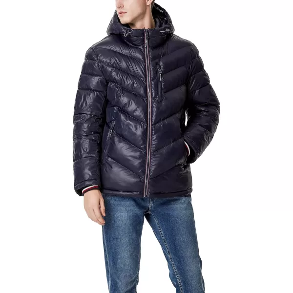 Tommy Hilfiger Mens Midweight Chevron Quilted Performance Hooded Puffer JacketMidnight W Bib