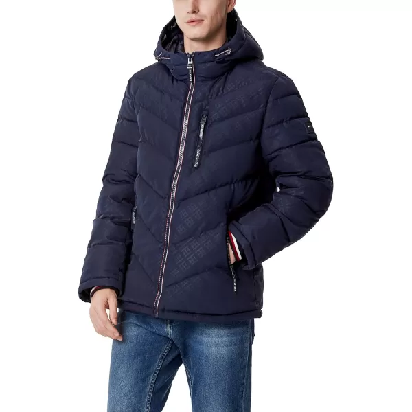 Tommy Hilfiger Mens Midweight Chevron Quilted Performance Hooded Puffer JacketTh Print W Bib