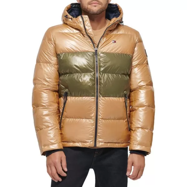 Tommy Hilfiger Mens Hooded Puffer JacketPearlized KhakiOlive