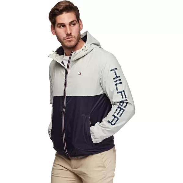 Tommy Hilfiger Mens Lightweight Active Water Resistant Hooded Rain JacketIceNavy Colorblock