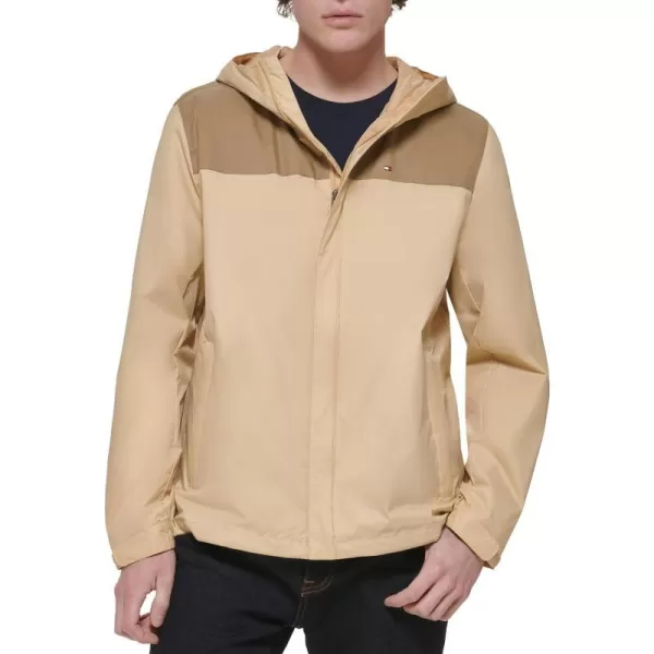 Tommy Hilfiger Mens Lightweight Breathable Waterproof Hooded JacketBrown Color Block