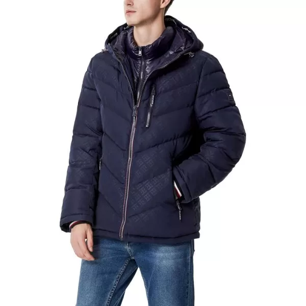 Tommy Hilfiger Mens Midweight Chevron Quilted Performance Hooded Puffer JacketTh Print W Bib